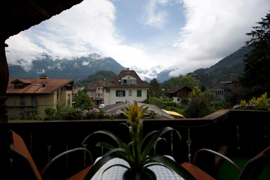 Adventure Guesthouse Interlaken Unterseen Phòng bức ảnh